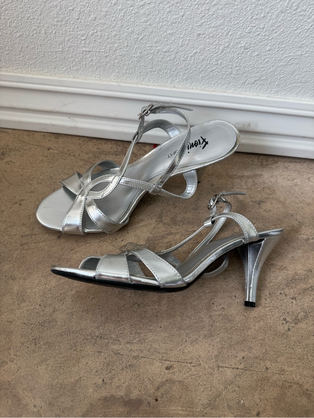 Women's Fioni Night Silver Strappy Mid-Heel Sandals